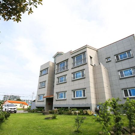 Haeneoul Villa ซอกวีโพ ภายนอก รูปภาพ