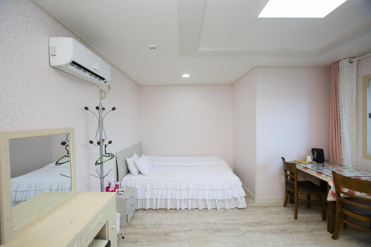 Haeneoul Villa ซอกวีโพ ภายนอก รูปภาพ
