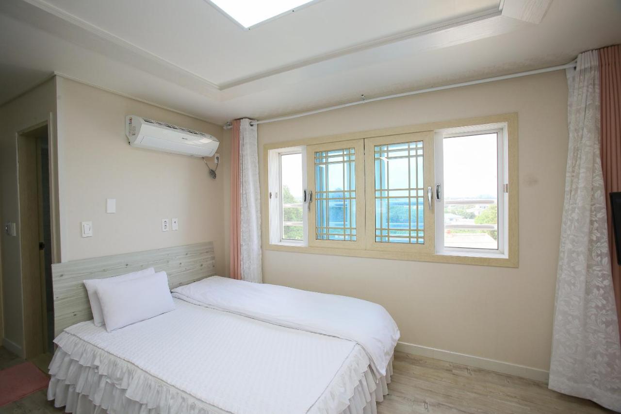 Haeneoul Villa ซอกวีโพ ภายนอก รูปภาพ