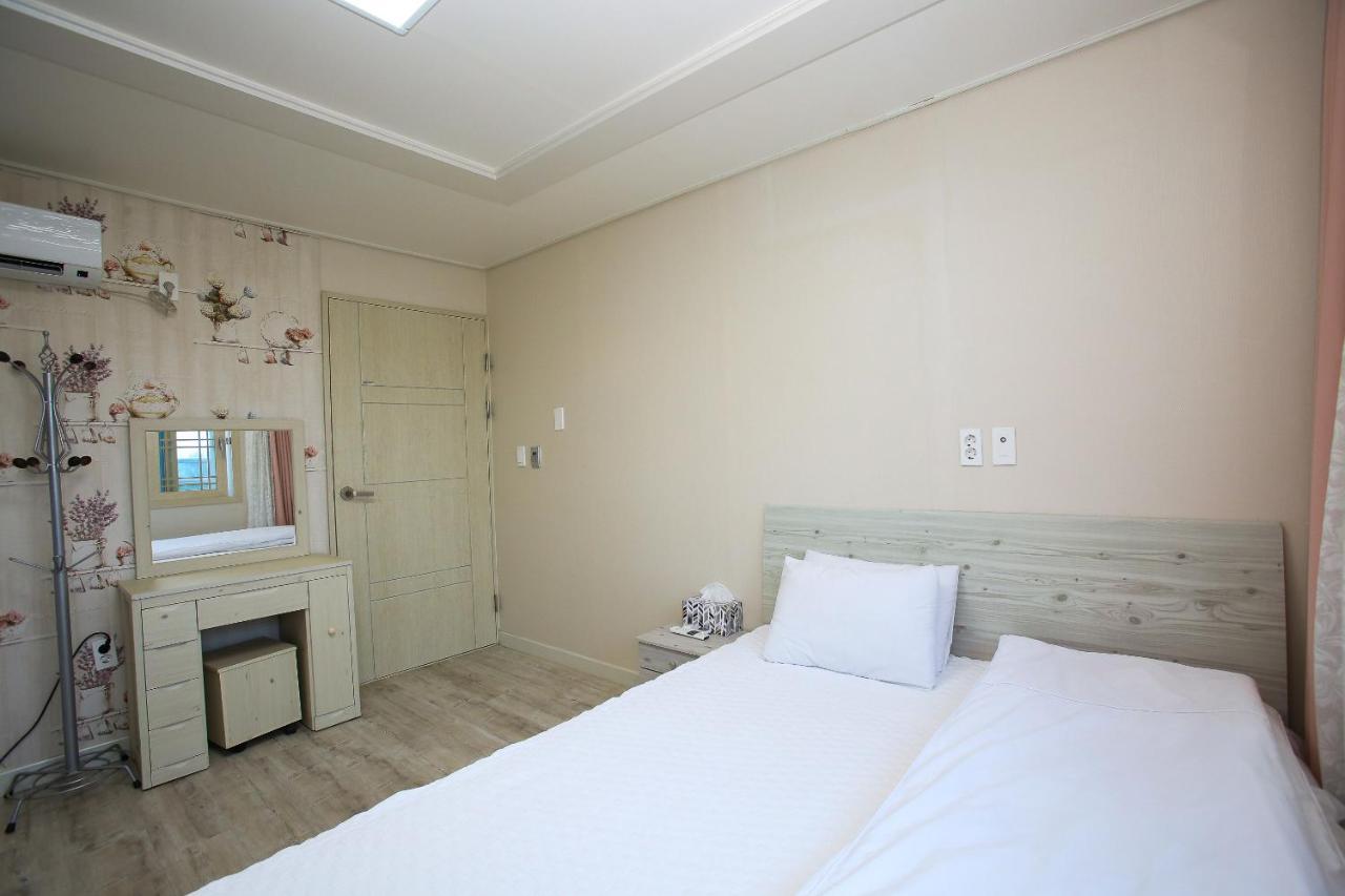 Haeneoul Villa ซอกวีโพ ภายนอก รูปภาพ